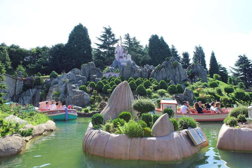 Le Pays des Contes de Fées at Disneyland Park (Paris)