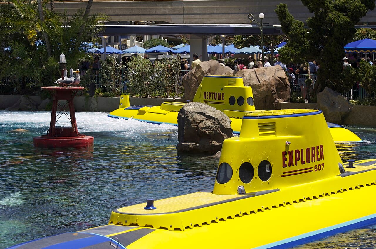Finding Nemo Submarine Voyage at Disneyland Park