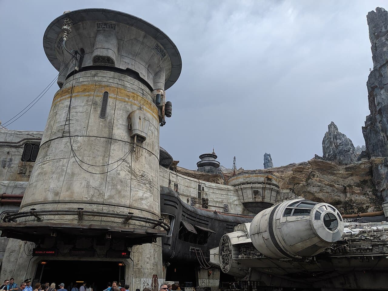 Millennium Falcon: Smugglers Run at Disneyland Park